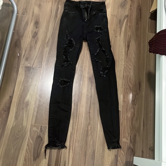 black american eagle ripped jeans - Picture 3 of 4